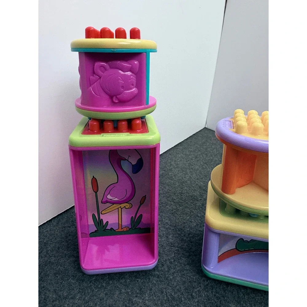 Fisher Price Peek a Blocks Sensory Building Toy Lot of 17 Piece Animals Spinning